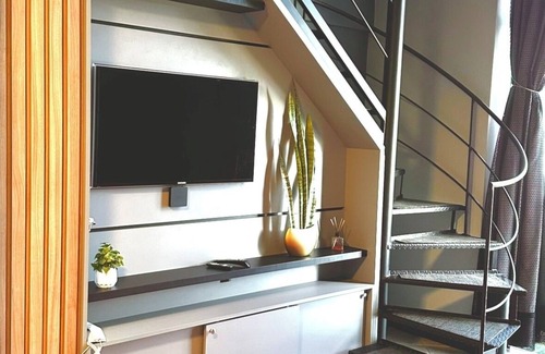 Czerniewicz Apartment | The loft is centrally located, has a hot tub, a privileged view, a swimming pool, and a gym.