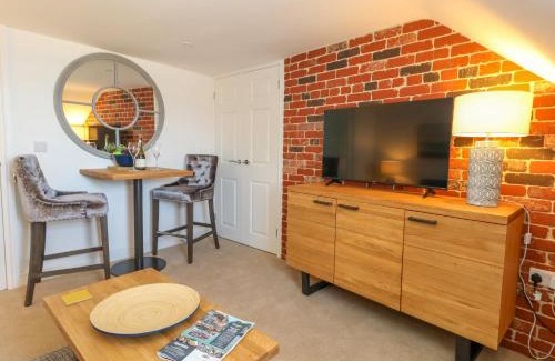 Weymouth Apartment | The Loft No36