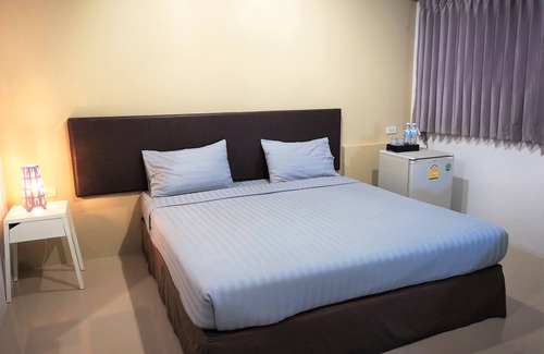 Sung Noen Hotel | The Lofts Eco