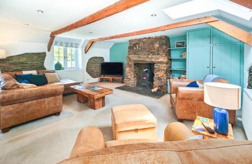 Treator House | The Long Barn