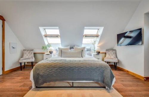 Malmesbury Apartment | The Lookout at Cloatley Meadow