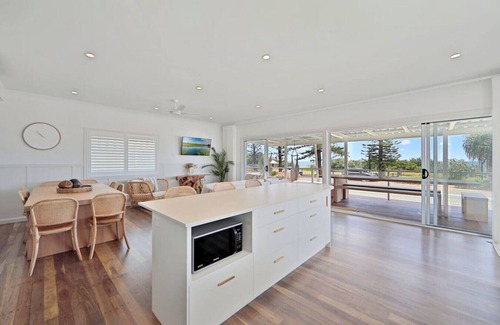 Bargara House | The Lookout, Bargara