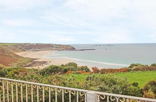 Penzance Apartment | The Lookout