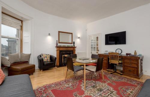 Tollcross Apartment | The Lothian Road Residence