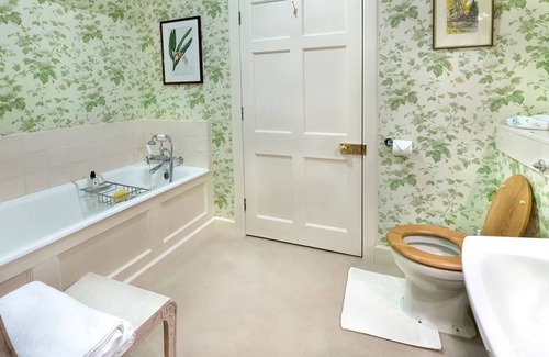 Jedburgh Apartment | The Lothian Wing at Ferniehirst Castle