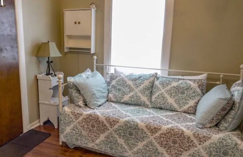 North Platte House | The Lucy House, a Cozy and Quaint Getaway