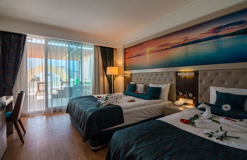 Kargicak Resort | The Lumos Deluxe Resort Hotel - All Inclusive