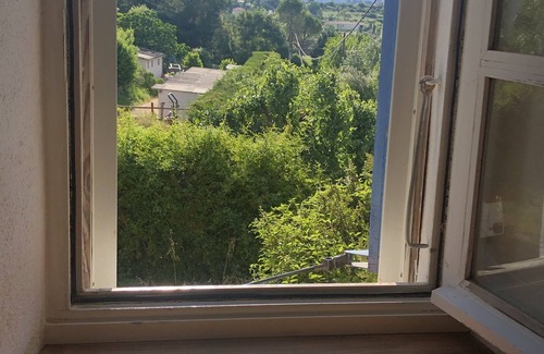 Saint-Hilaire-de-Brethmas Other | The Mas Cévenol on the edge of the forest