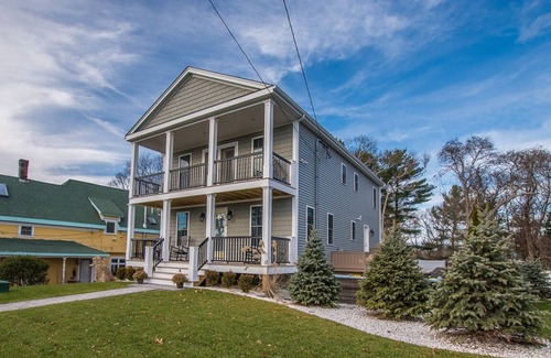 Buzzards Bay House | The Margarita House with Arcade and Theatre. 5 minute walk to the beach