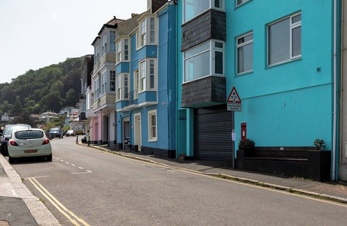 Dartmouth Cottage | The Mews Apt 1 Newcomen Road