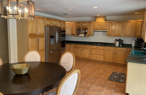 Fellowship House | THE MEADOW WOOD FARM with POOL