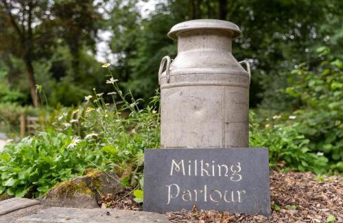 Highampton House | The Milking Parlour