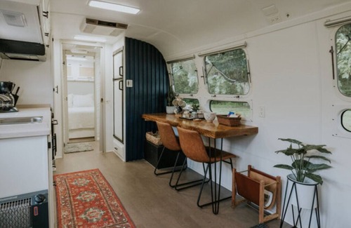 Flag Pond House | The Mimi Unit 9- Not Pet Friendly - Glamping Retro