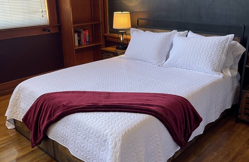 Mineral Resort | The Mineral Schoolhouse
