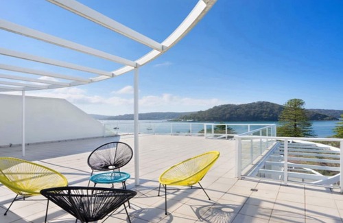 Ettalong Beach House | THE MINI PENTHOUSE - ETTALONG BEACH RESORT