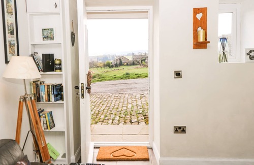 Sowerby Bridge Cottage | THE MISTLE CARR FARM, pet friendly in Ripponden