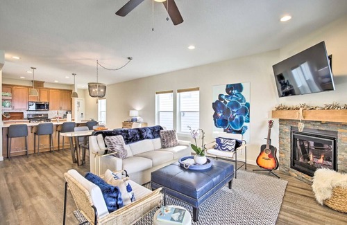 Depoe Bay House | The Moby House: Coastal Retreat with Ocean Views & Hot Tub