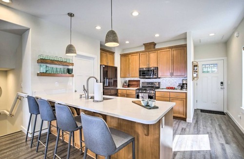 Depoe Bay House | The Moby House: Coastal Retreat with Ocean Views & Hot Tub
