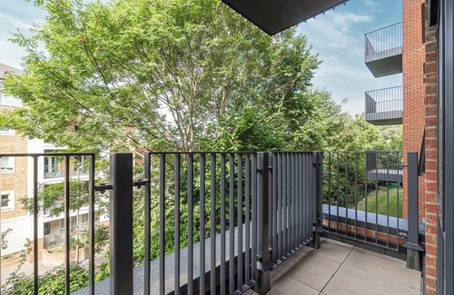 Godalming Apartment | The Modern Nest Over 65s Retreat