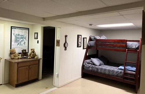 Perrysville Cabin | The Mohican Bunkhouse Cabin