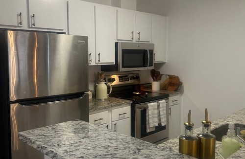 Downtown Apartment | The Monroe | Elegant 2BR/2BA Downtown Stamford | Designed by Lavish & Live