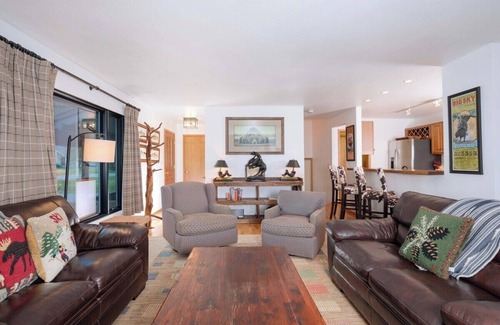 Big Sky Meadow Village House | The Moose Run Retreat | Big Sky Golf Course