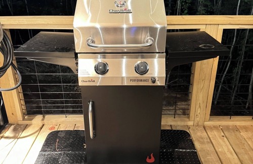 Tie Plant Cabin | The most unique getaway experience in North Mississippi!