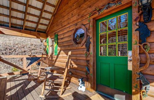 Gatlinburg - Pigeon Forge House | The Mountain Farmer