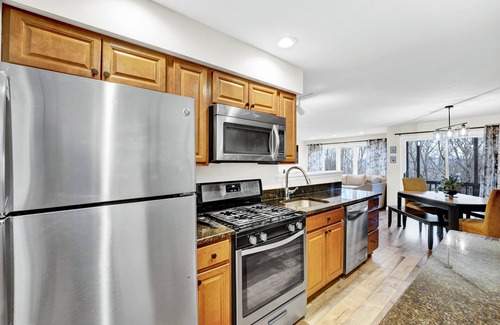 Vernon Condo | The Mountain House