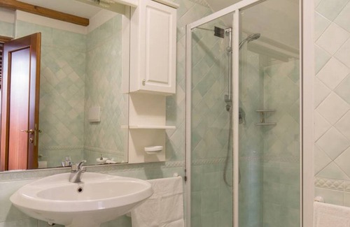 Castegnero Apartment | The Mulberries three bedroom and two bathroom apartment