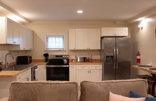 Hammondsport Condo | The Nautilus at JS Hubbs Guest House