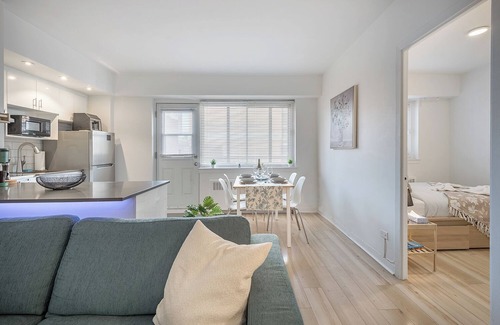Quartier des Spectacles Apartment | The Nest – 1BR Cozy Comfort, Prime Location