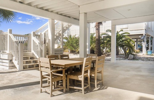Cape San Blas House | The Nest | 3BR | Pet-Friendly | Steps to Beach