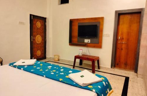 Faizabad Hotel | The Nirmala Palace Ayodhya निर्मला पैलेस अयोध्या राम मंदिर Near-Ram-Janmabhoomi-and-Ayodhya-Ram-Mandir-with-parking-and-Restaurant-Facilities - Best Hotel In Ayodhya