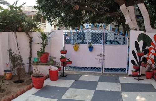 Gomti Nagar House | The Nomad Cave ,Cozy Stay for Backpacker & Digital Nomad,Startup House Co-Livin.