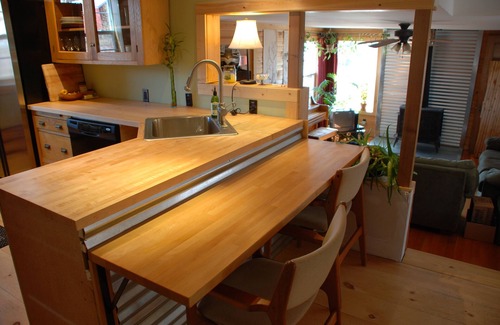 Grand Marais Cabin | The North Shore Fisherman's Cabin- historic