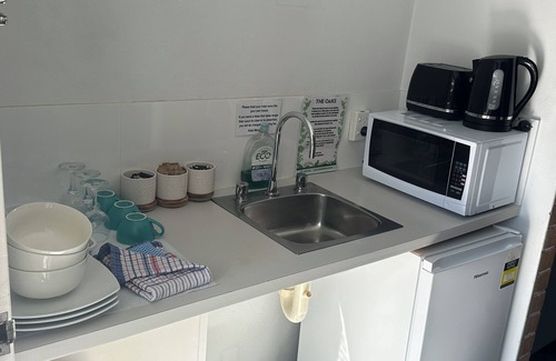 Albion Park Rail Hotel | The Oaks Hotel Motel