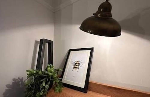 Trafford House | The Oaks · The Oaks S