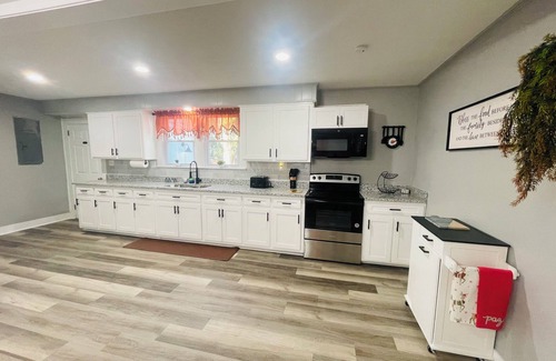 Columbus House | The Oasis of East Columbus - Military & Family Friendly 4 bedroom home!