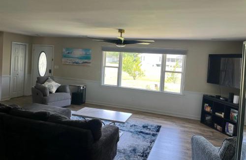 Newport House | The Odd Pearl