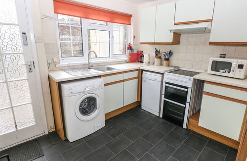 Vale of Glamorgan Cottage | THE OLD BAKEHOUSE, pet friendly, with a garden in Llantwit Major