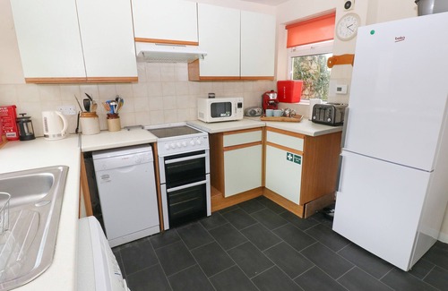 Vale of Glamorgan Cottage | THE OLD BAKEHOUSE, pet friendly, with a garden in Llantwit Major