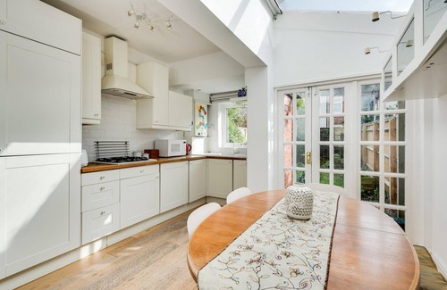 Oxford City Centre House | The Old Bookbinders Retreat - 4-Bedroom Jericho House in Oxford