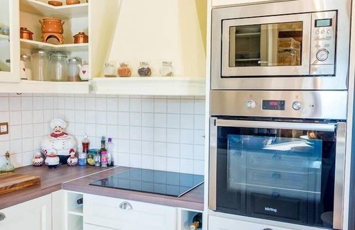 Sitia House | The old cheese hut Su