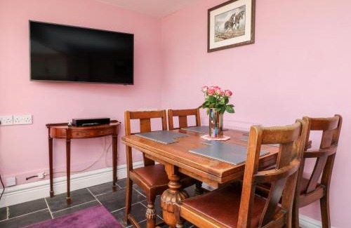 Kilkhampton House | The Old Forge Cottage