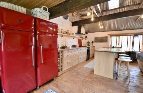 Dersingham House | The Old Forge