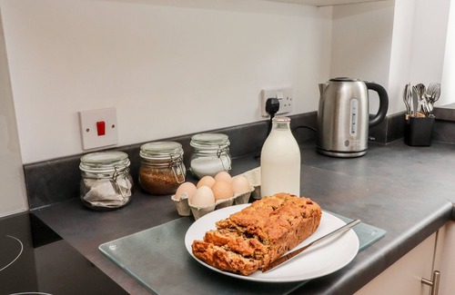 Ross-on-Wye Cottage | THE OLD MILL BAKE HOUSE, romantic, with open fire in Goodrich