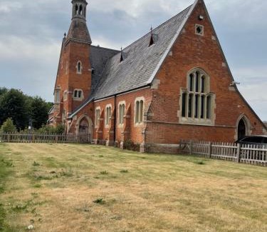 Newborough House | The Old School House - 6 Postland Road, Crowland