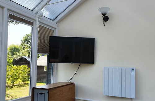 Bolney House | The Old Stable Block At Yew Tree Cottage