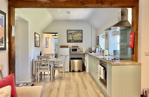 Petworth Cottage | The Old Stables by Inspire Stays dot com - a cottage that sleeps 4 guests in 2 bedrooms